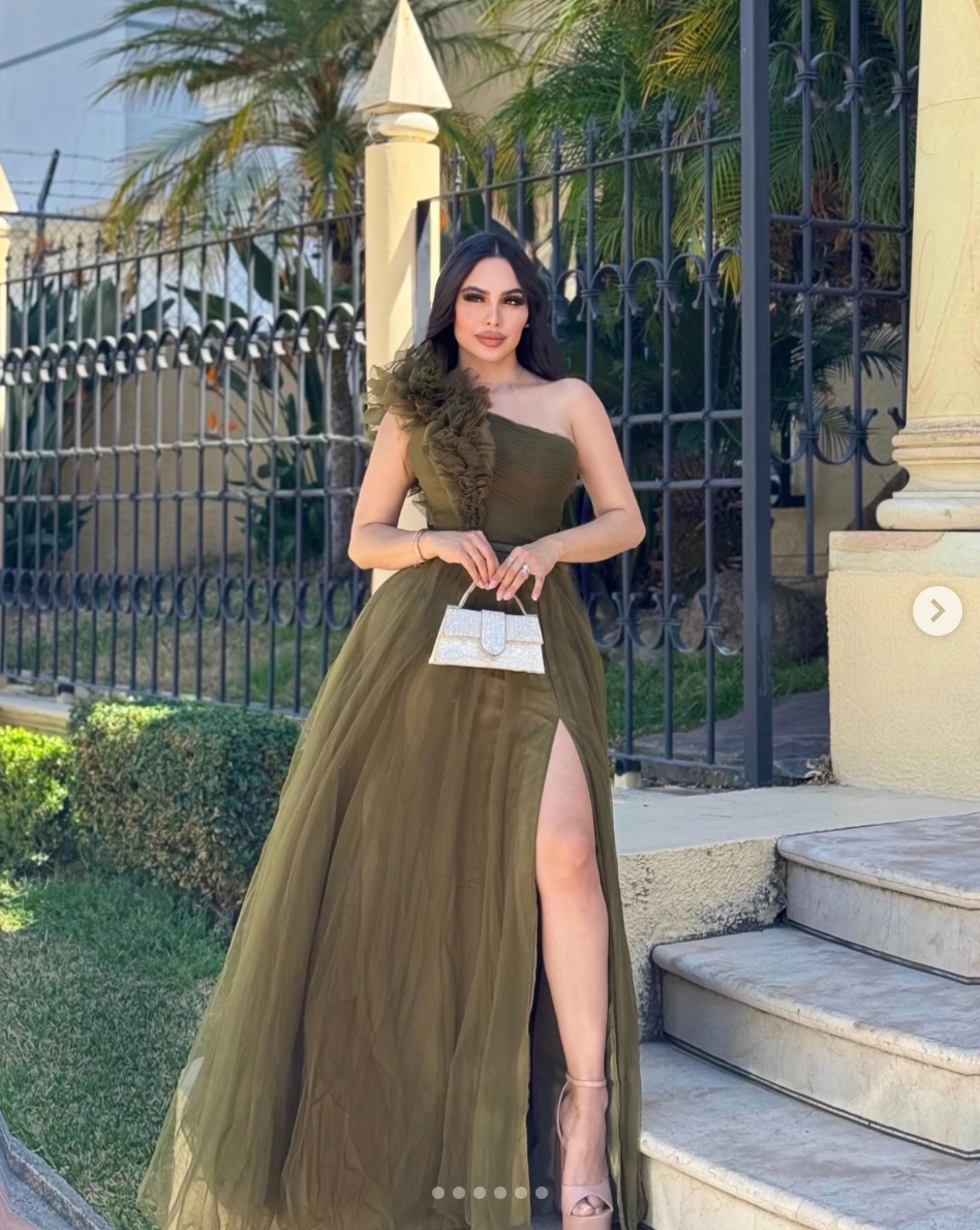 Modelo Verde Olivo