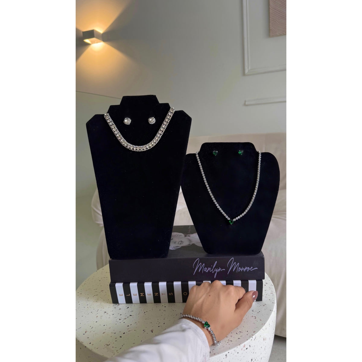 Gargantilla con Aretes Alma